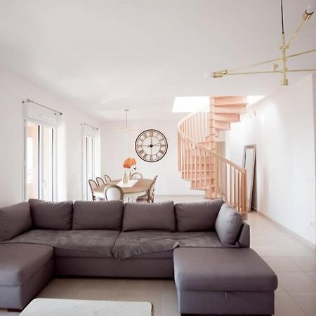Magnifique Appartement Avec Vue Imprenable 라론드레모레 외부 사진