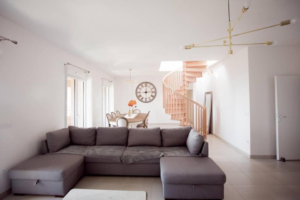Magnifique Appartement Avec Vue Imprenable 라론드레모레 외부 사진